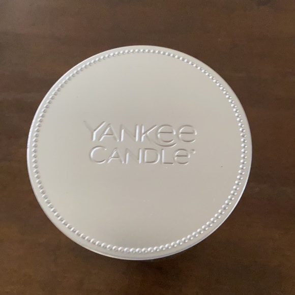 Yankee Candle Sage & Citrus - Picture 3 of 4